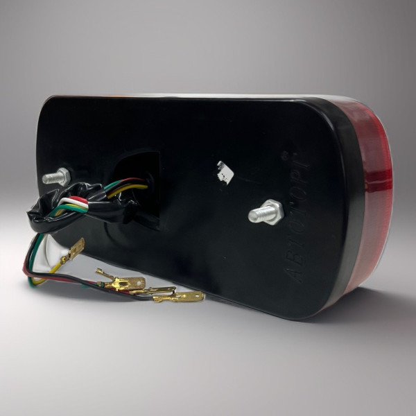 Фонарь задний